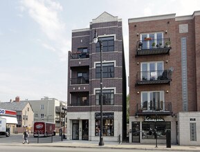 1700-1710 W North Ave in Chicago, IL - Building Photo - Building Photo