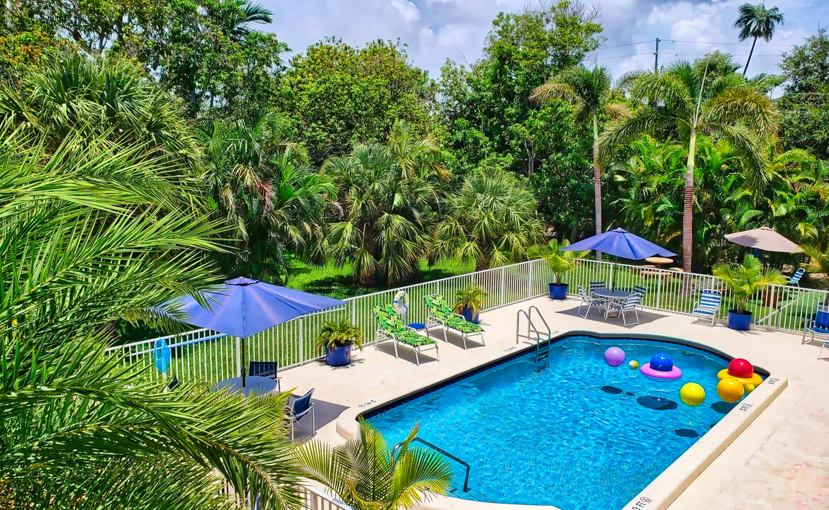 Villa Alicia in Fort Lauderdale, FL - Foto de edificio