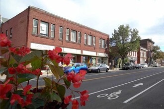 South Wedge Commons in Rochester, NY - Foto de edificio - Building Photo