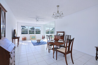 1516 S Lakeside Dr in Lake Worth Beach, FL - Building Photo - Building Photo