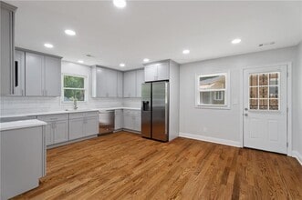 1338 Montreat Ave SW in Atlanta, GA - Building Photo - Building Photo