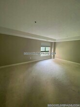 1111 Beacon St in Brookline, MA - Building Photo - Building Photo