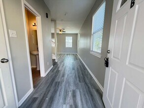 6427 Waldron Dr in Houston, TX - Building Photo - Building Photo