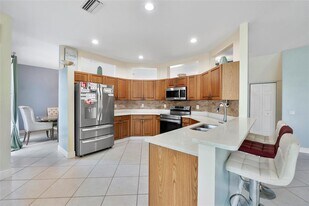 3527 Chesapeake Cir in Boynton Beach, FL - Building Photo