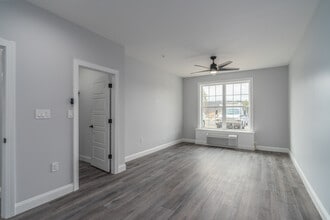 The Howard At West Brunswick in Orwigsburg, PA - Foto de edificio - Interior Photo