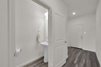 14818 Calderon Dr in Montgomery, TX - Building Photo - Building Photo