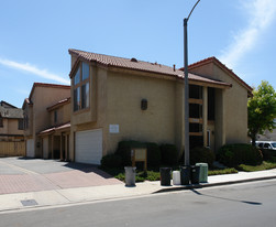 17092 Lynn Ln Apartments