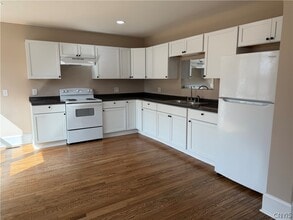 156 Oswego St in Hannibal, NY - Building Photo - Building Photo