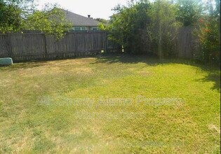 3443 Ridge Smoke in San Antonio, TX - Building Photo - Building Photo