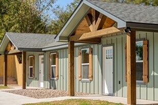 6328 Ted Trout Dr in Lufkin, TX - Building Photo