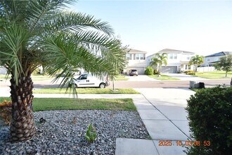 5013 Boxer Stitch Ct in Wimauma, FL - Building Photo - Building Photo
