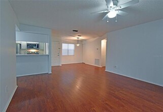 4207 Winding Moss Trail in Tampa, FL - Building Photo - Building Photo