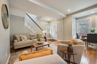 11 Harvard St in Everett, MA - Building Photo - Building Photo