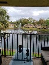 301 Palm Way, Unit # 307 in Pembroke Pines, FL - Building Photo