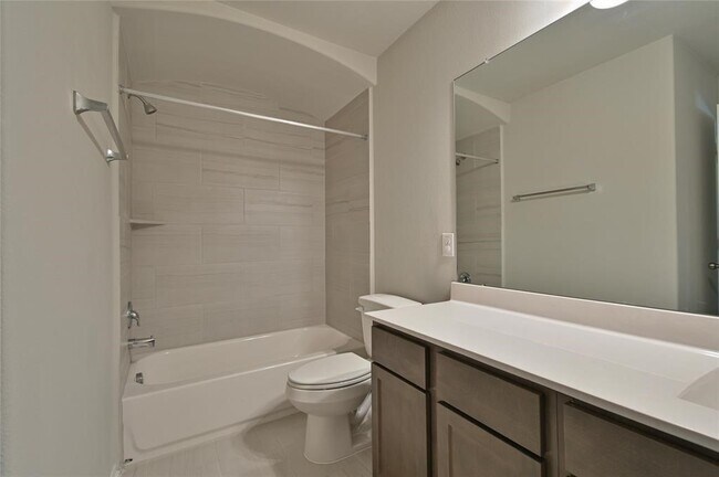 2266 Garden Square Path