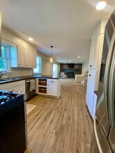 2440 Douglas Dr in Lancaster, PA - Building Photo - Building Photo