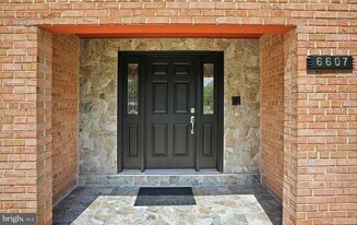 6607 Lone Oak Dr in Bethesda, MD - Building Photo
