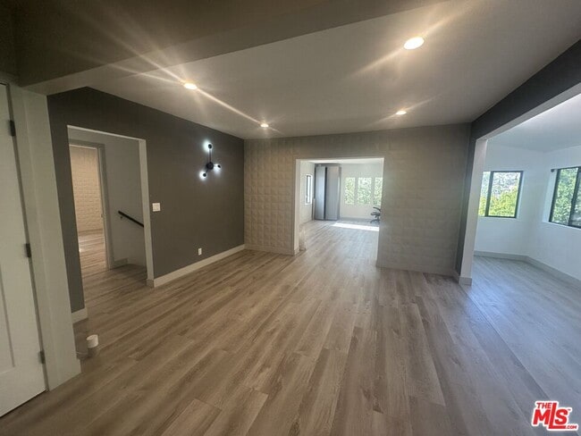 5129 Edgewood Pl in Los Angeles, CA - Building Photo - Building Photo