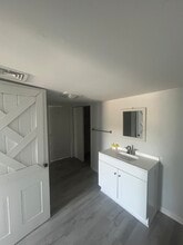 371 Pittstown Rd, Unit Apt C in Pittstown, NJ - Building Photo - Building Photo