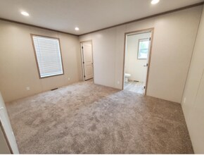 9969 Diamond Rock Ct in Fair Haven, MI - Building Photo - Building Photo