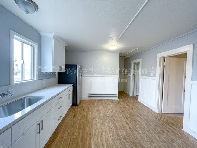 464 Cortes St in Monterey, CA - Building Photo - Building Photo