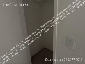 16062 Live Oak St in Hesperia, CA - Building Photo - Building Photo