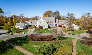 1 Ipswich Rd in Topsfield, MA - Foto de edificio - Building Photo