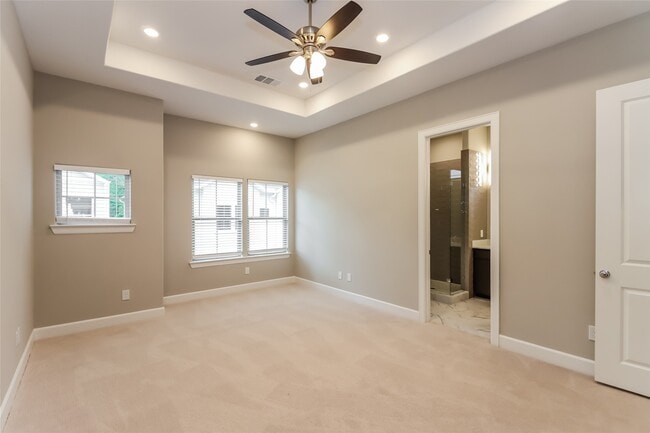 property at 5104 Royal Heath Dr