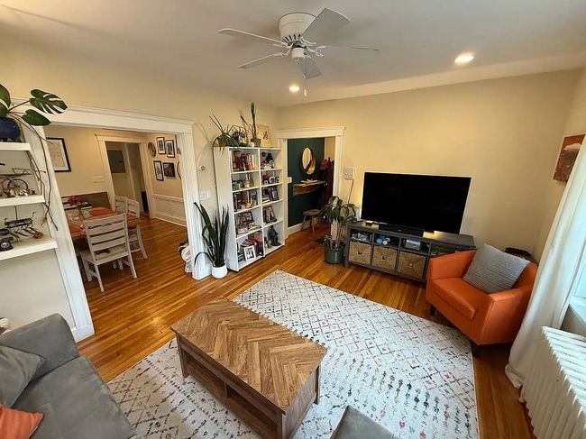21 Saint Peter St, Unit 1A