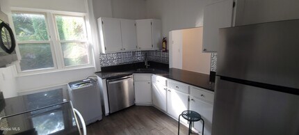 9 St Joseph's Terrace in Albany, NY - Building Photo - Building Photo