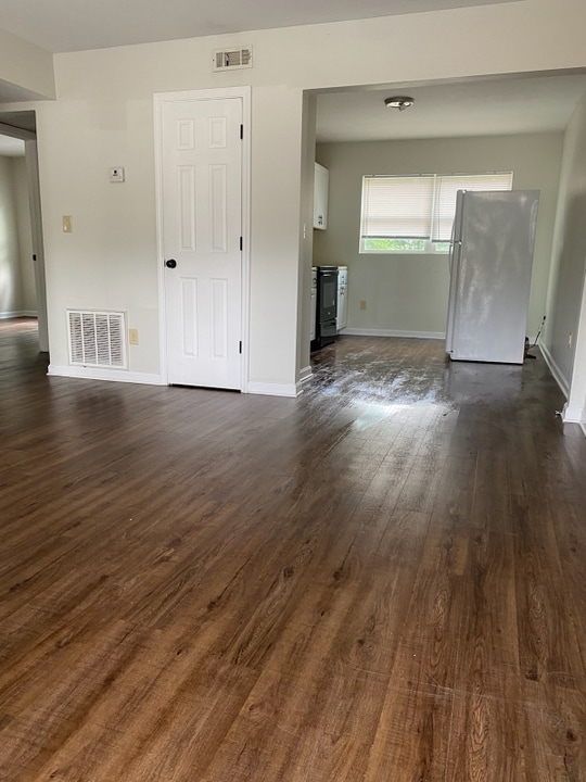 3674 Deans Bridge Rd in Hephzibah, GA - Building Photo