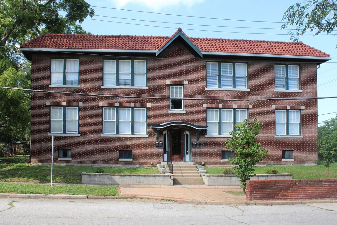4501 Wichita Ave in St. Louis, MO - Building Photo
