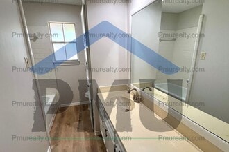4602 Elkwood Ln in Arlington, TX - Building Photo - Building Photo
