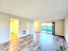 932 Peninsula Ave in San Mateo, CA - Building Photo - Building Photo