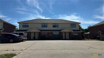 1010 Lansberry Ct in Killeen, TX - Building Photo