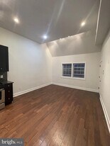 216 21st St NE in Washington, DC - Building Photo