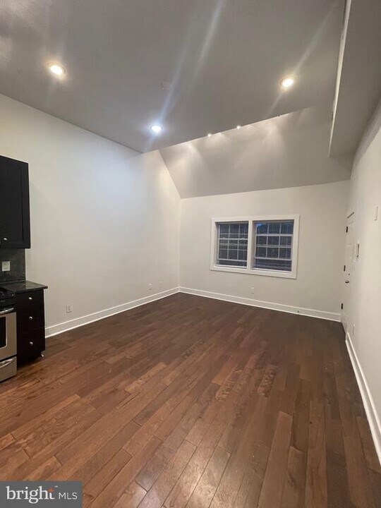 216 21st St NE in Washington, DC - Building Photo