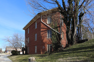 1601 N Carolina Ave NE in Washington, DC - Foto de edificio - Building Photo