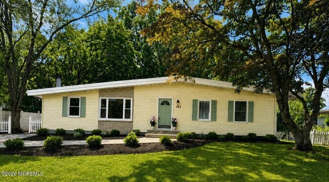 property at 253 Parkview Ter