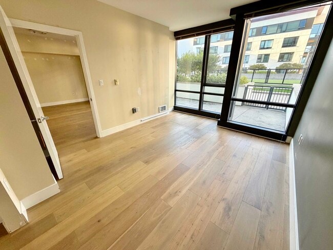 property at 260 King St