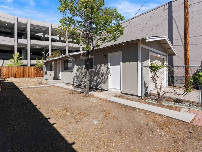 319 Maine St in Reno, NV - Building Photo - Building Photo