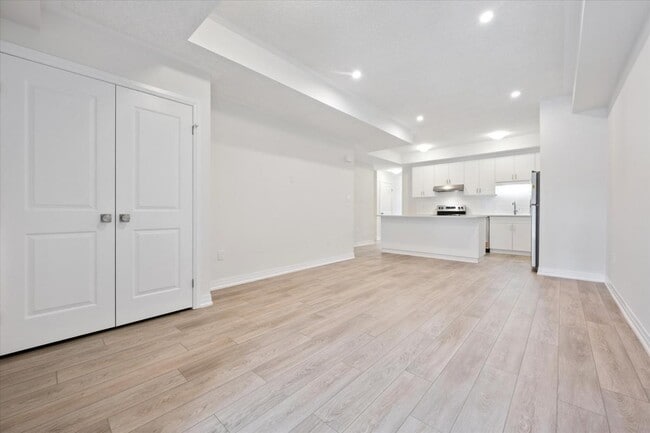 131 Reverie Way in Kitchener, ON - Building Photo - Building Photo