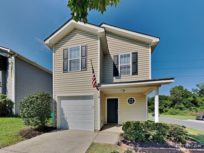 325 Cayman Way in Charlotte, NC - Building Photo - Building Photo