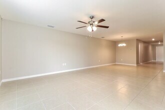 6953 Redbay Dr in Brooksville, FL - Building Photo - Building Photo