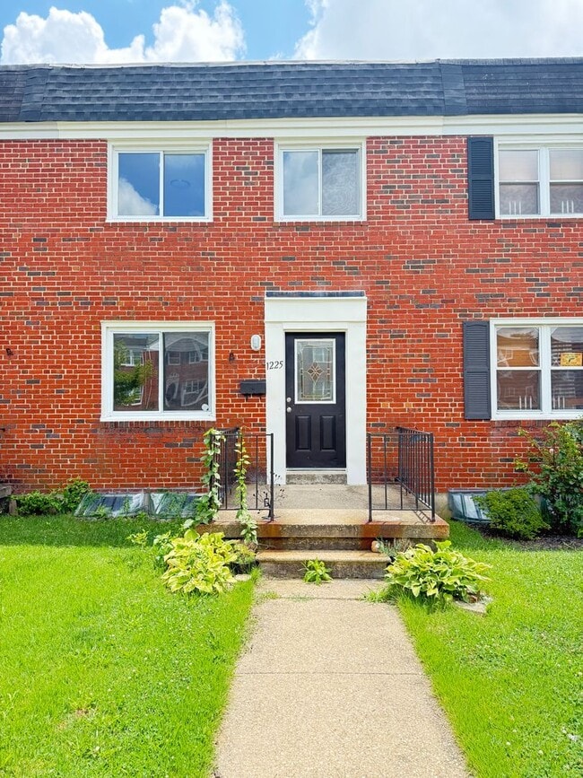 property at 1225 Halstead Rd