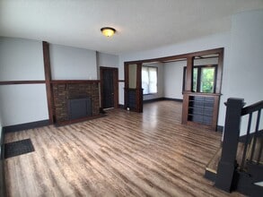120 S Crawford St in Danville, IL - Building Photo - Building Photo