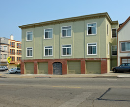 1550 Irving St in San Francisco, CA - Building Photo - Building Photo