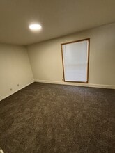 2014 W Woodriver Dr in Carbondale, IL - Building Photo - Building Photo