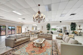 7657 Tahiti Ln, Unit 2020 in Greenacres, FL - Foto de edificio - Building Photo