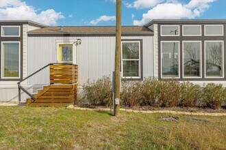 307 Lnb St in Buchanan Dam, TX - Building Photo - Building Photo